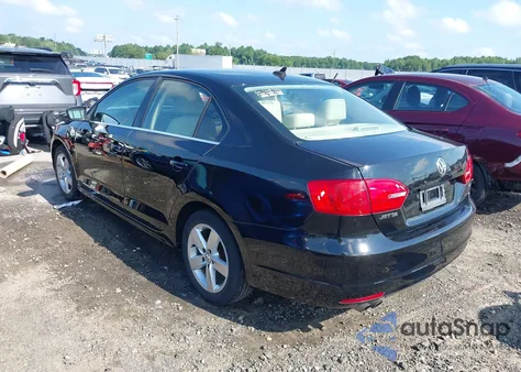 2014 Volkswagen Jetta 2.0L Tdi from USA, damaged, VIN 3VWLL7AJ3EM290630